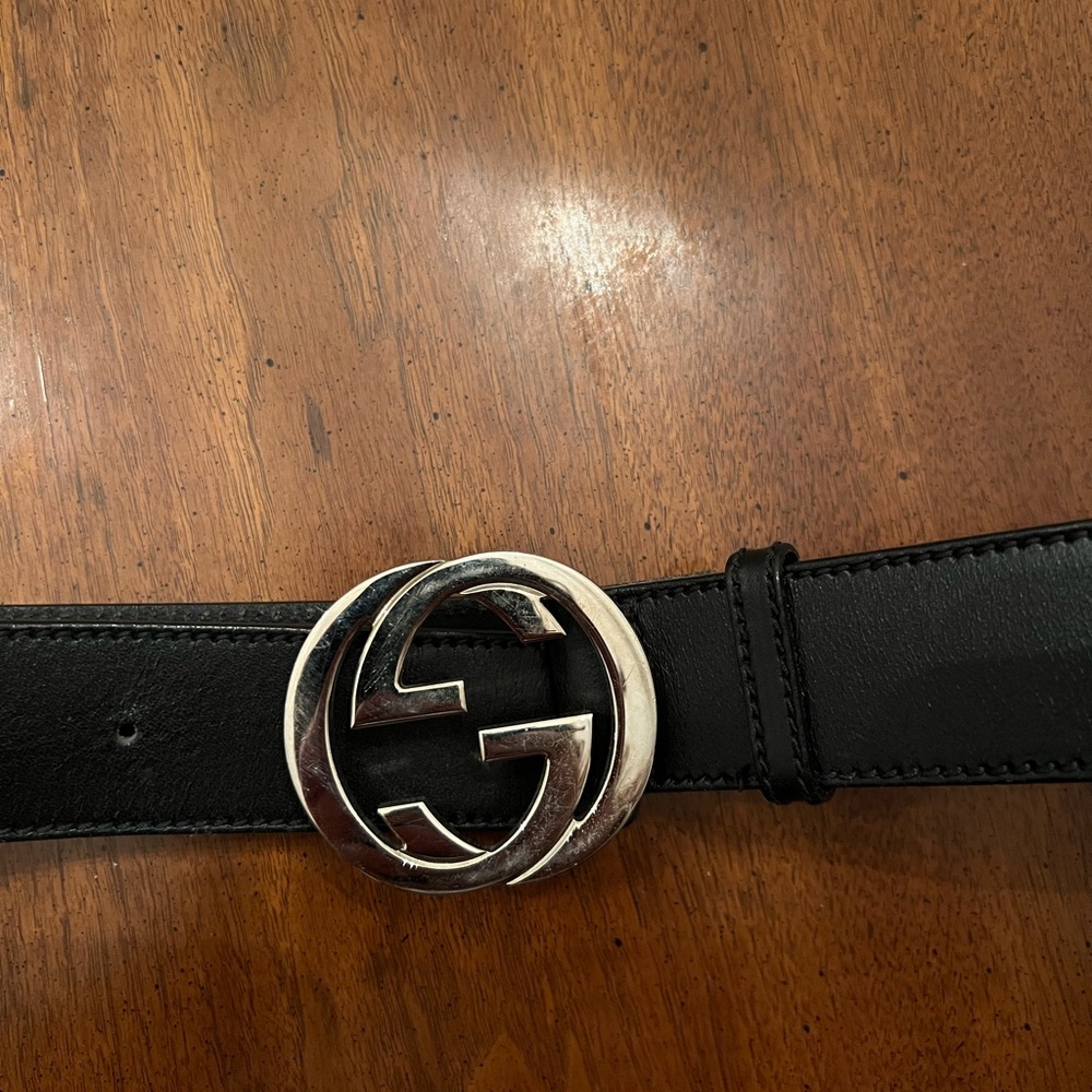 Gucci Black Belt with Silver Interlocking Logo